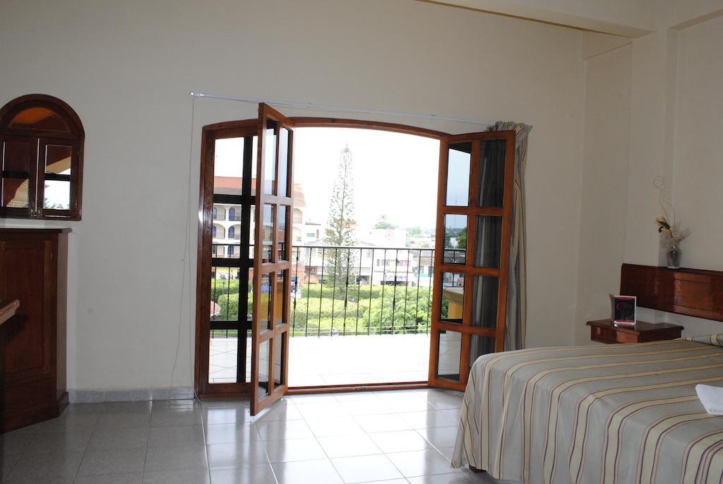 Hotel Arcos Del Parque Acayucan Номер фото