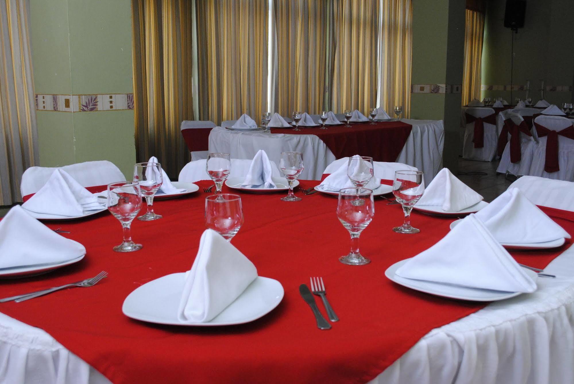 Hotel Arcos Del Parque Acayucan Екстер'єр фото